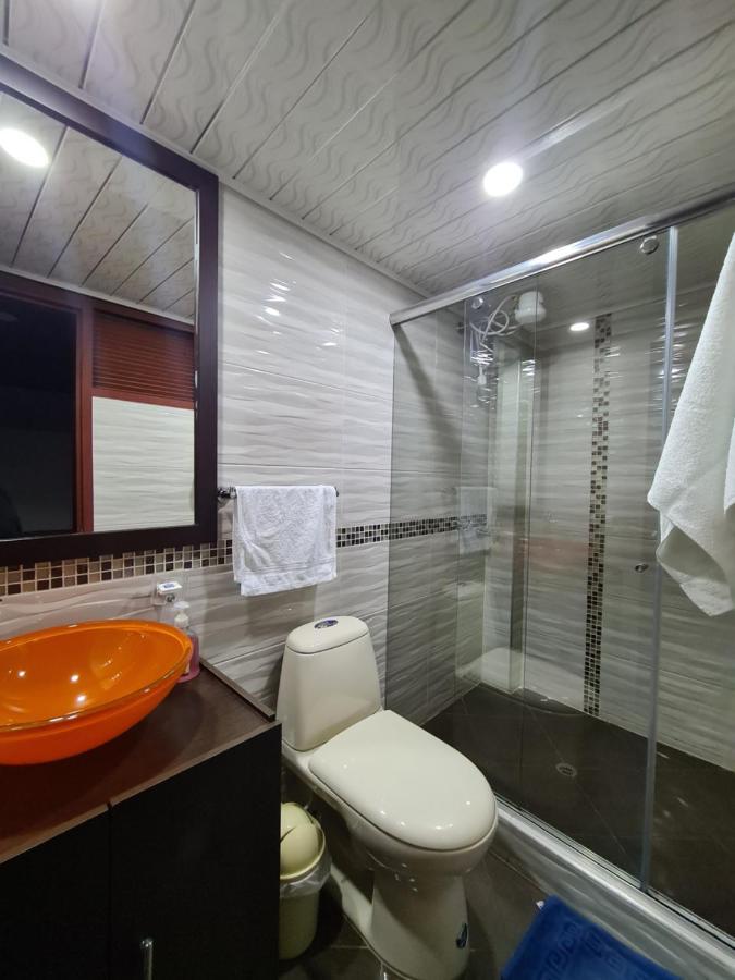 Hotel Casa Huesped Kiwi Bogotá Eksteriør bilde