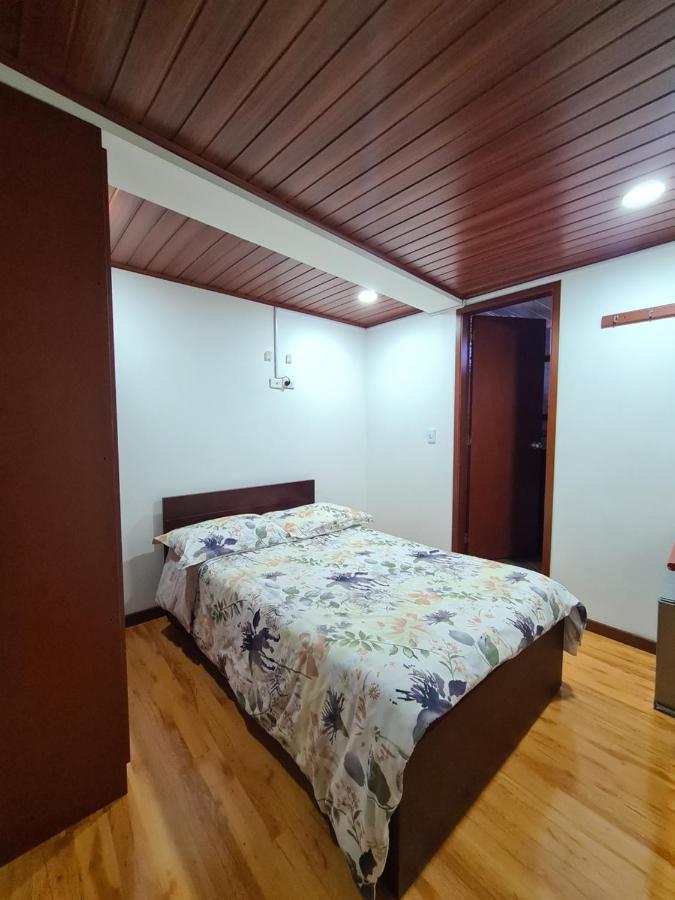 Hotel Casa Huesped Kiwi Bogotá Eksteriør bilde